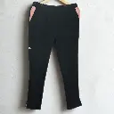 Pantalón Antifluido Milán en color negro.webp