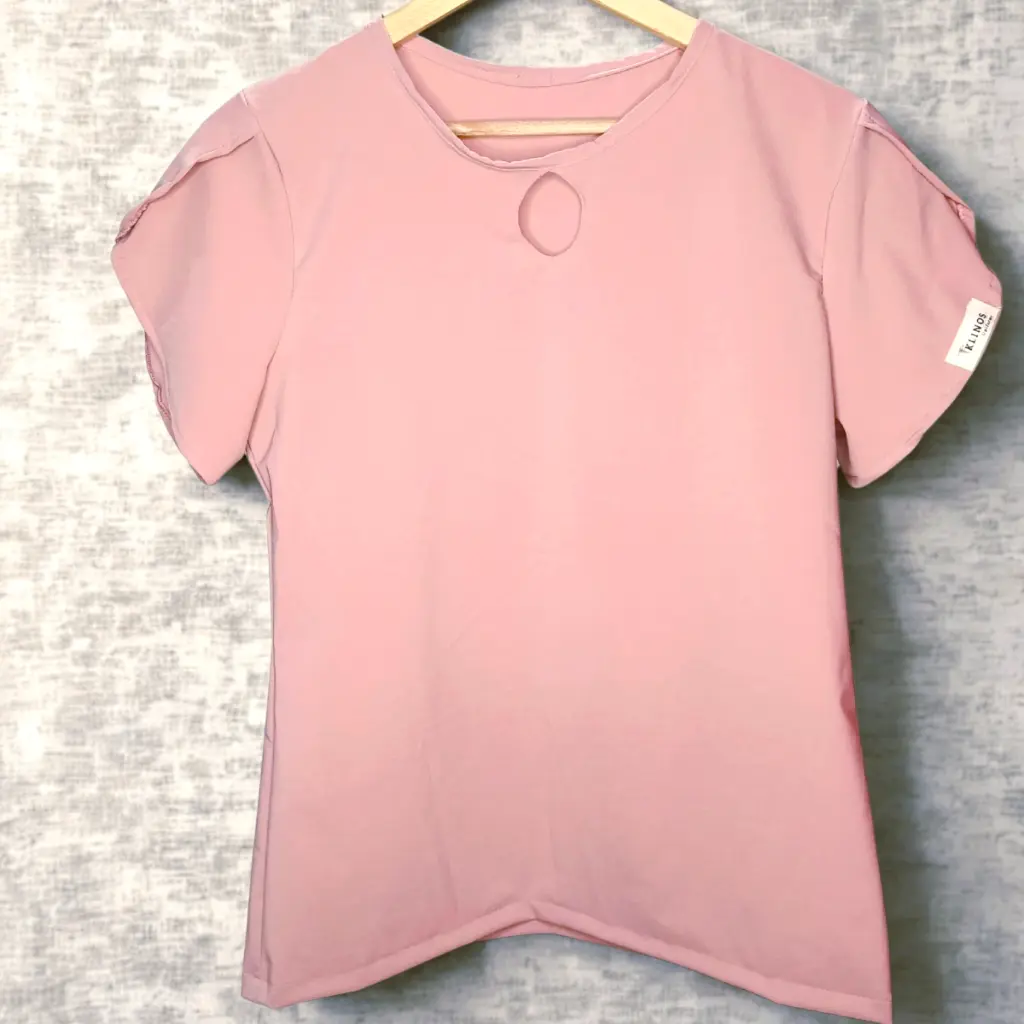 Blusa Antifluidos Praga en color palo rosa.webp